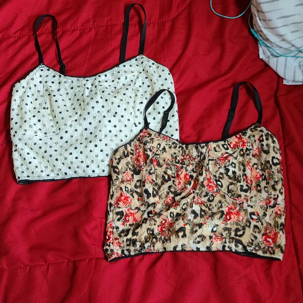 2 tops xs